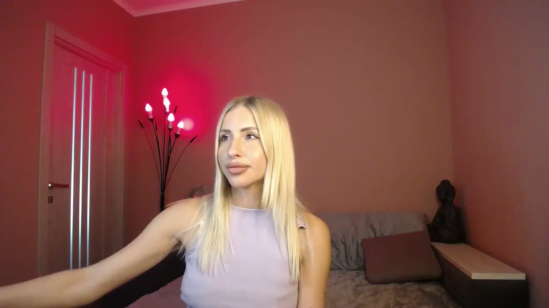 Gallery image thumbnail from KimKalash's myfreecams stream on, 07/24/2023, 10:16 image 2 of 20