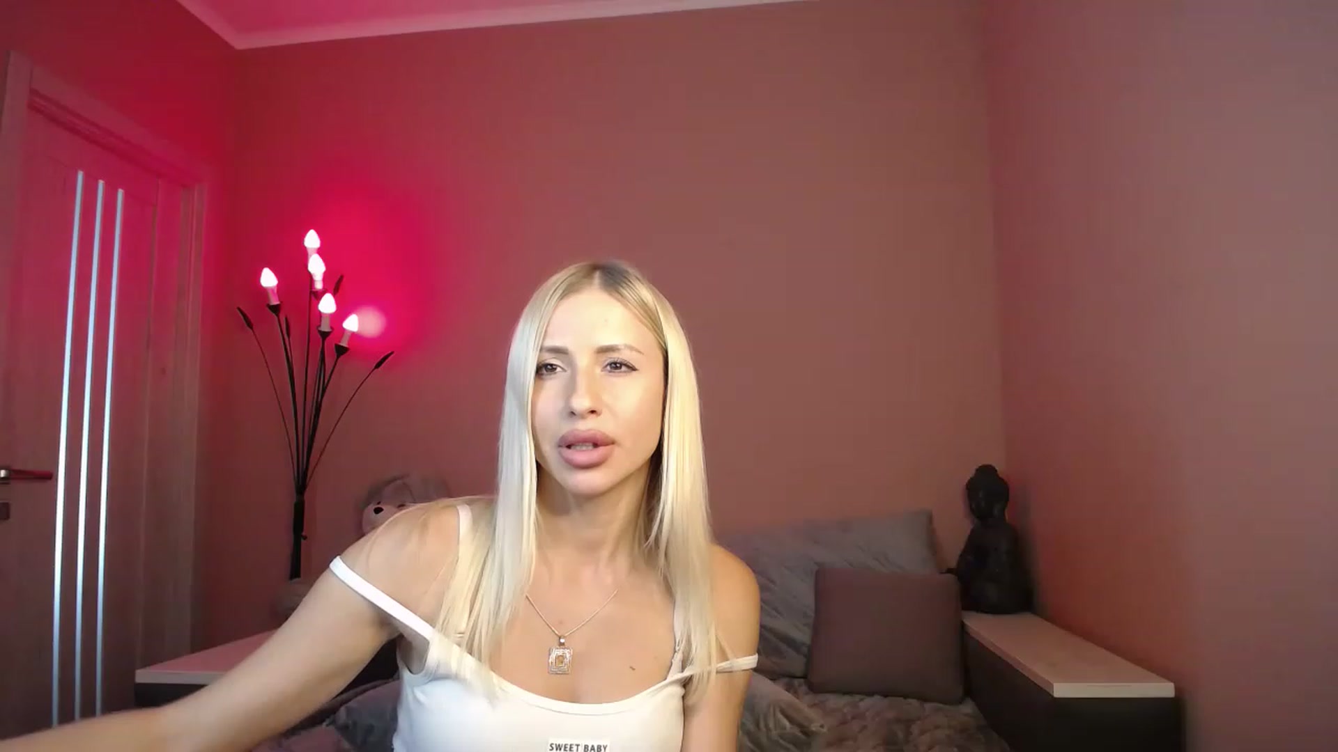 Gallery image thumbnail from KimKalash's myfreecams stream on, 07/25/2023, 11:42 image 20 of 20