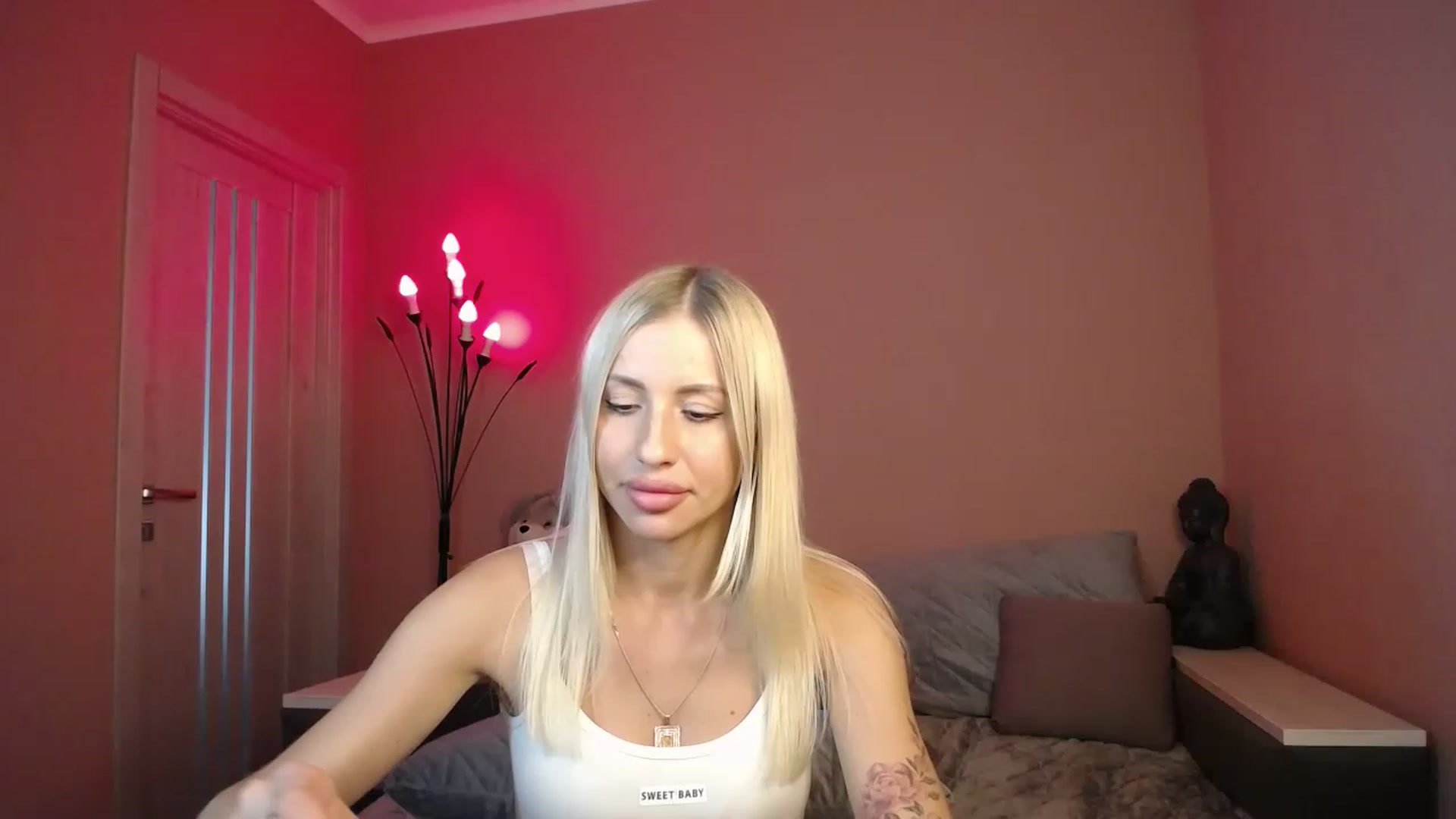 Gallery image thumbnail from KimKalash's myfreecams stream on, 07/25/2023, 13:47 image 7 of 20