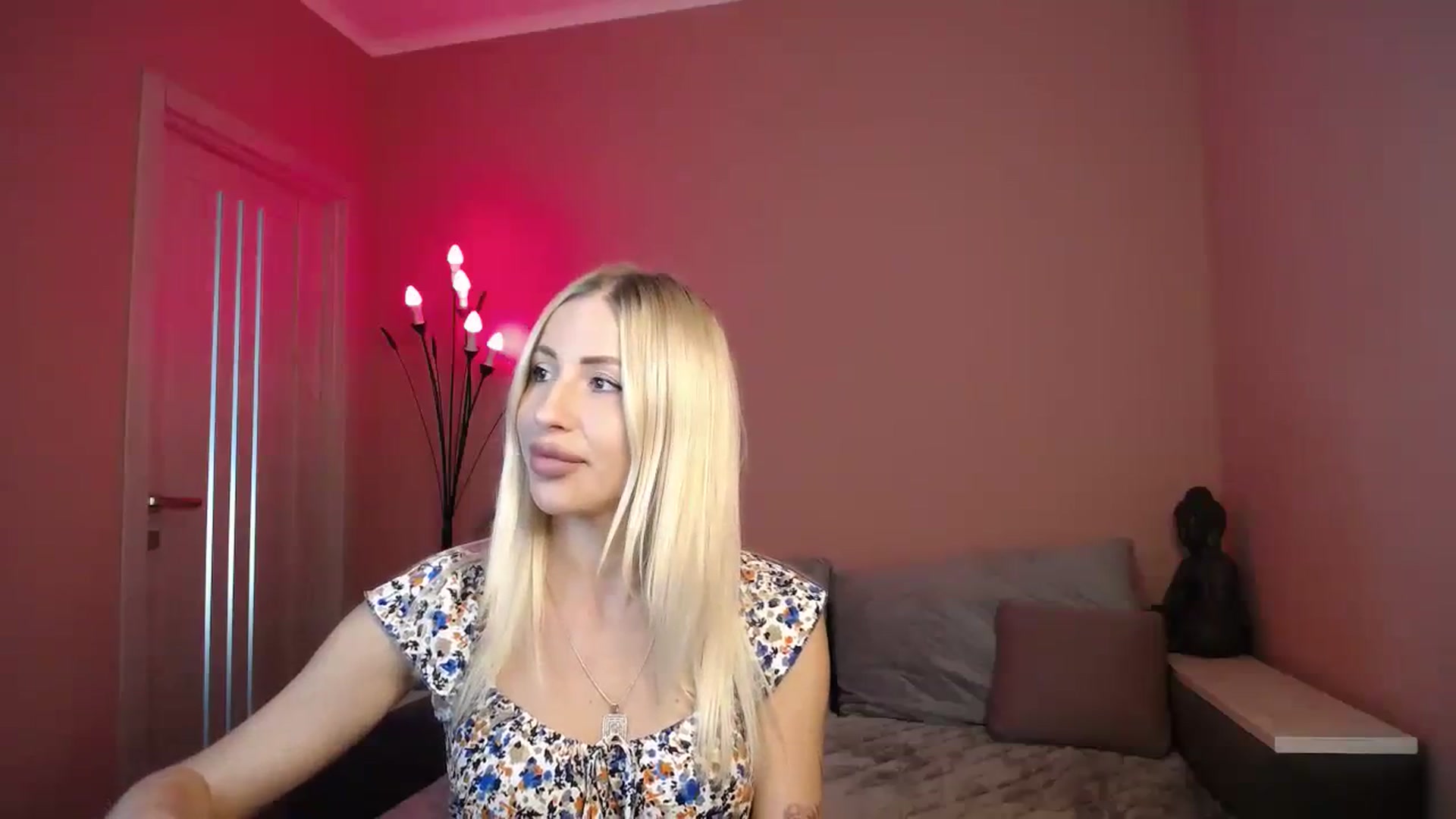 Gallery image thumbnail from KimKalash's myfreecams stream on, 07/26/2023, 08:19 image 3 of 20