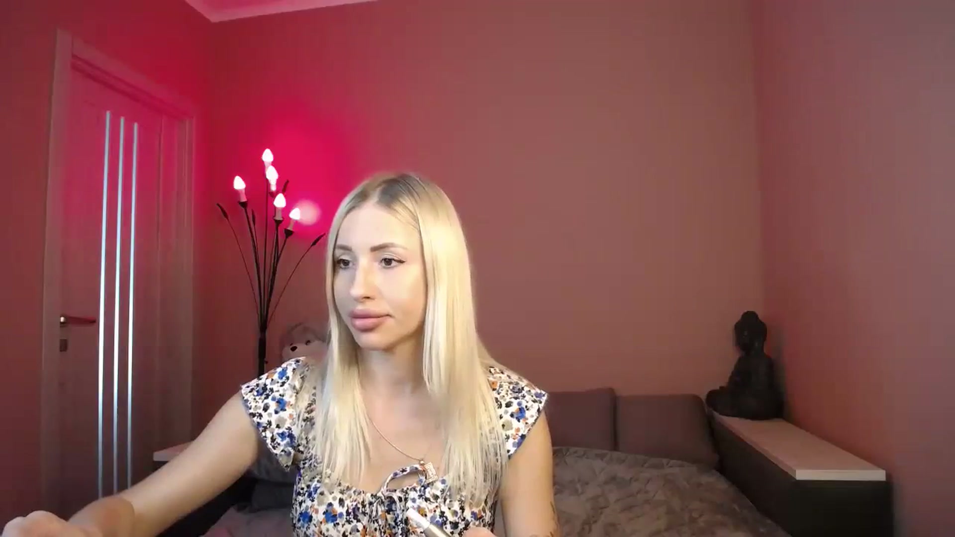 Gallery image thumbnail from KimKalash's myfreecams stream on, 07/26/2023, 09:07 image 5 of 20