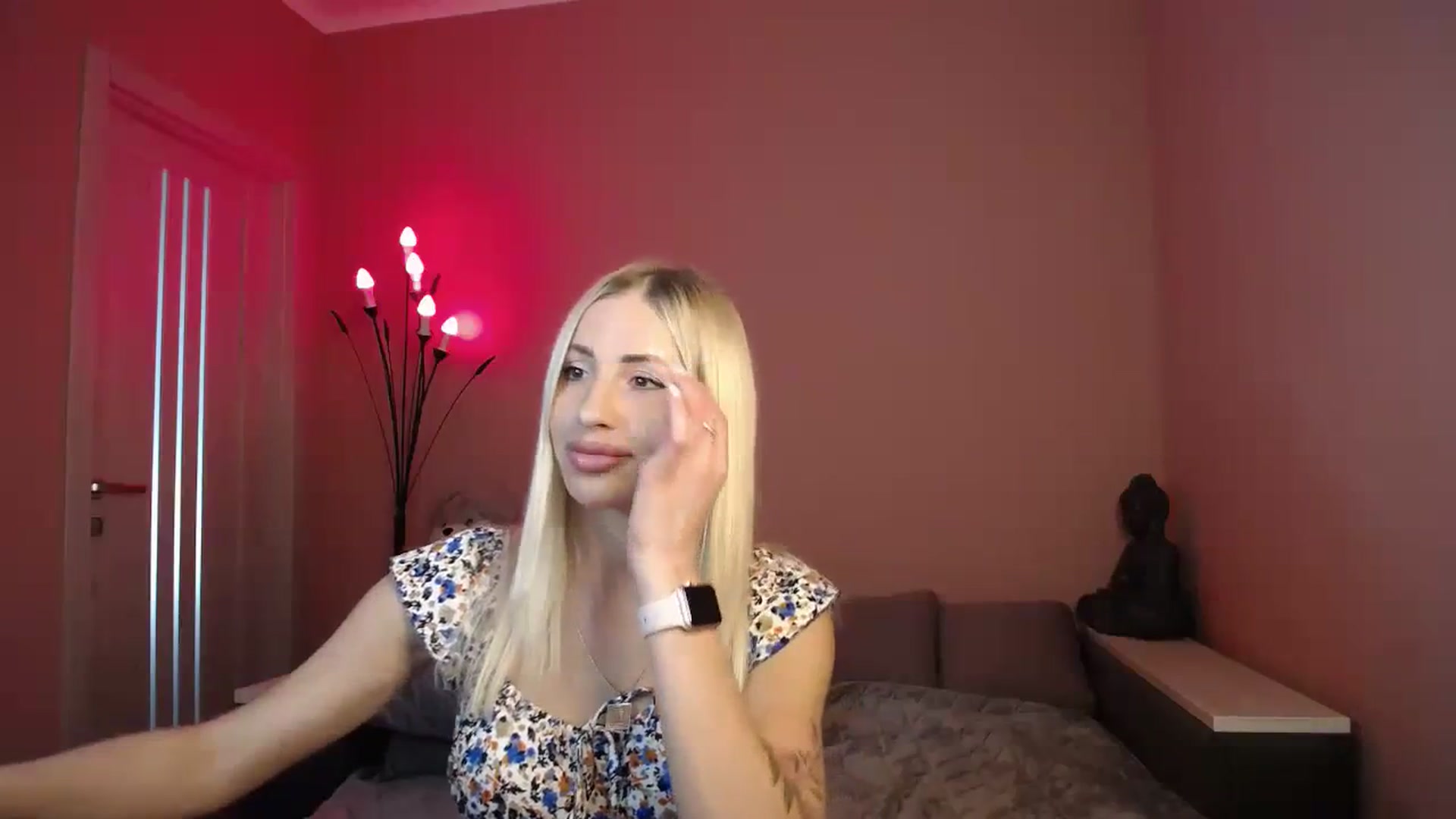 Gallery image thumbnail from KimKalash's myfreecams stream on, 07/26/2023, 09:07 image 8 of 20