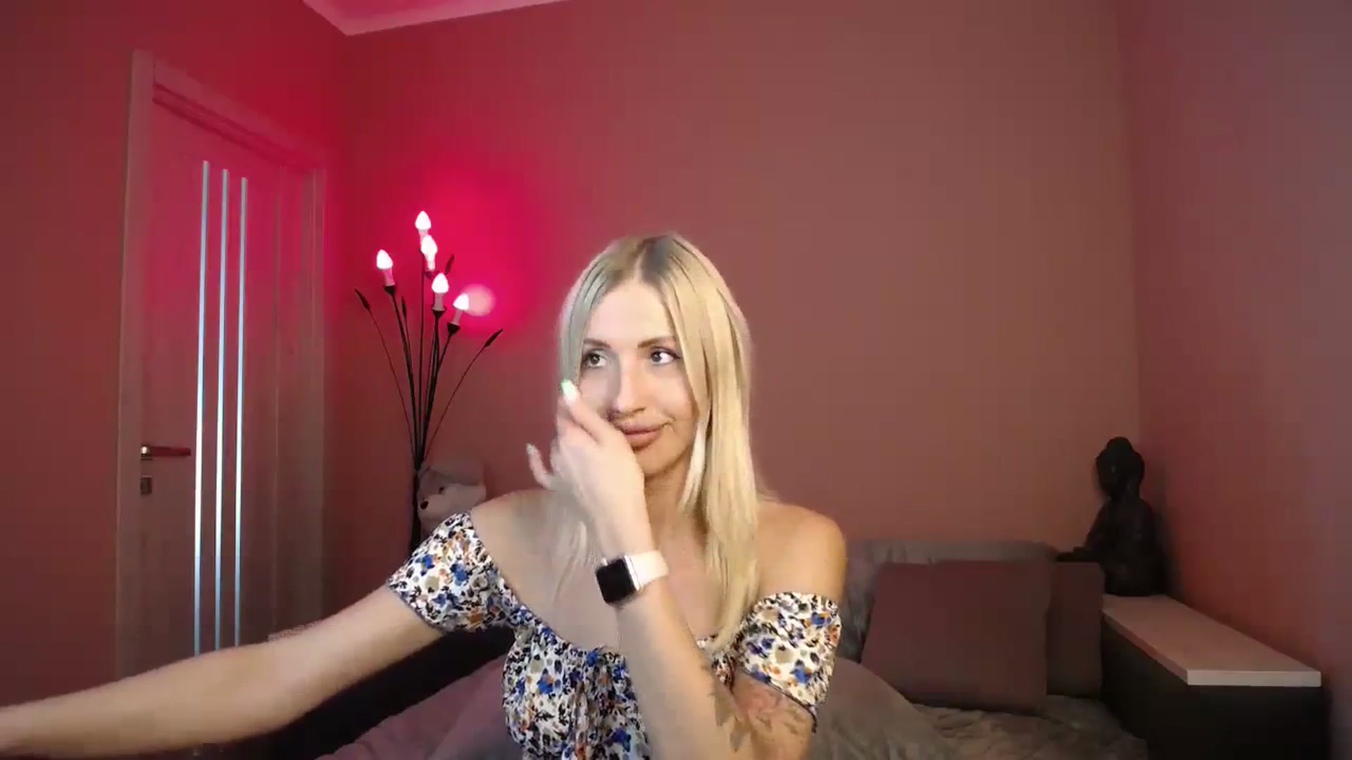 Gallery image thumbnail from KimKalash's myfreecams stream on, 07/26/2023, 12:32 image 11 of 20