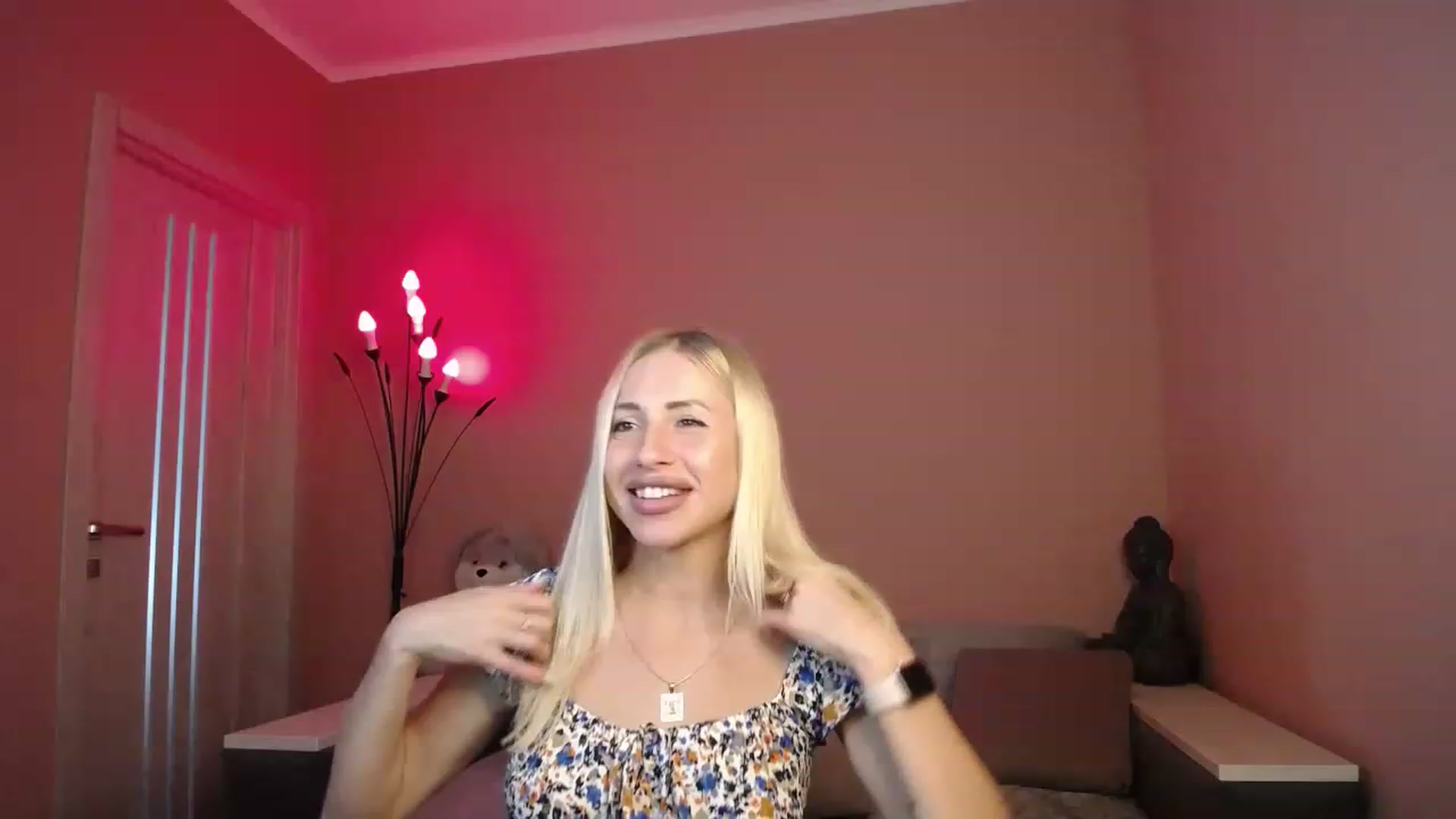 Gallery image thumbnail from KimKalash's myfreecams stream on, 07/26/2023, 13:30 image 19 of 20