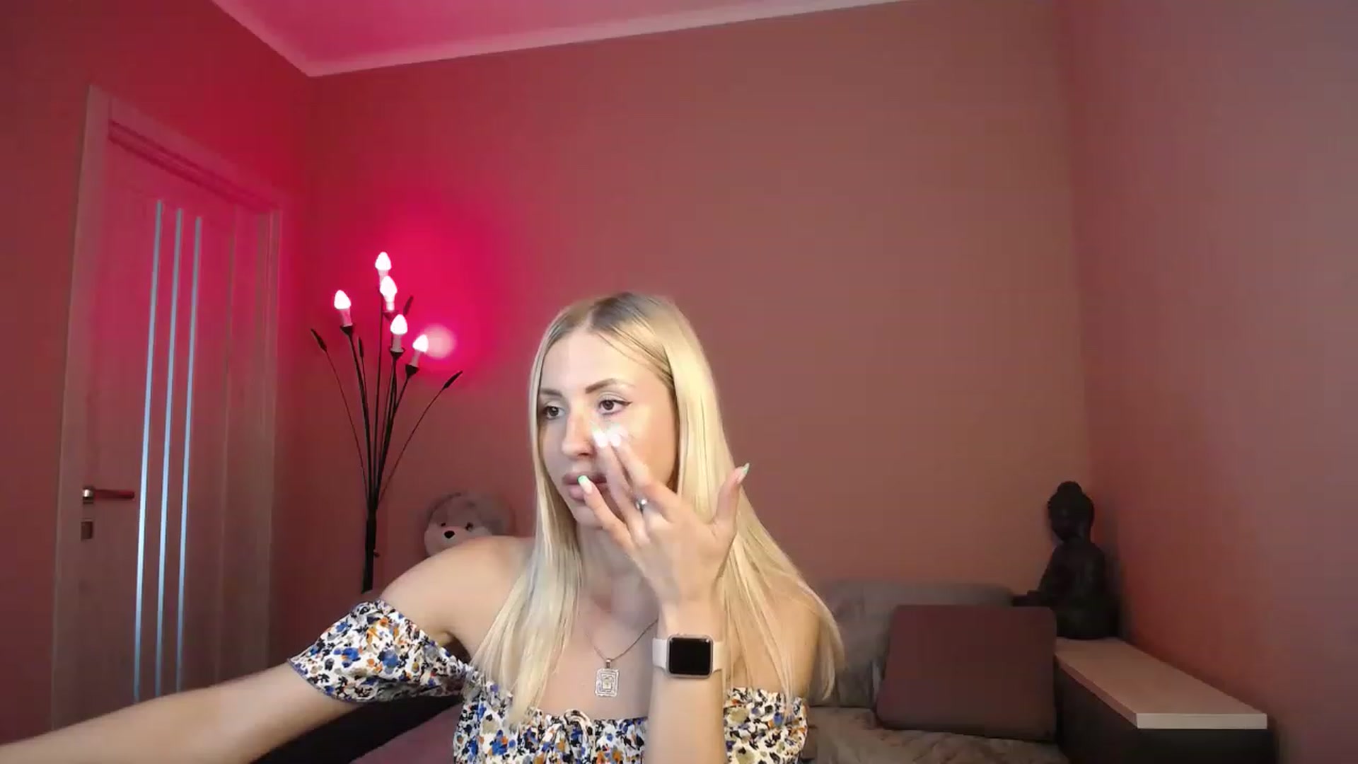 Gallery image thumbnail from KimKalash's myfreecams stream on, 07/26/2023, 13:30 image 20 of 20