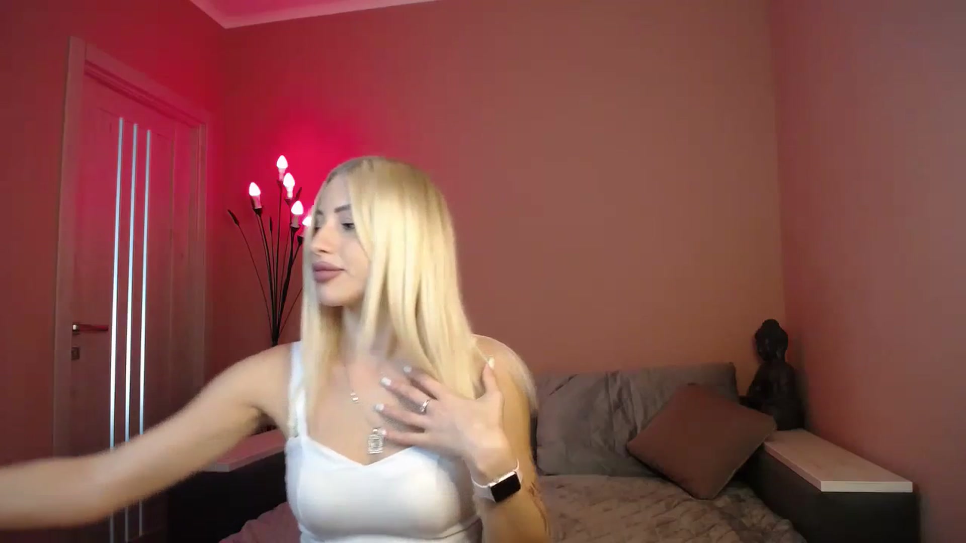 Gallery image thumbnail from KimKalash's myfreecams stream on, 07/29/2023, 09:08 image 2 of 20