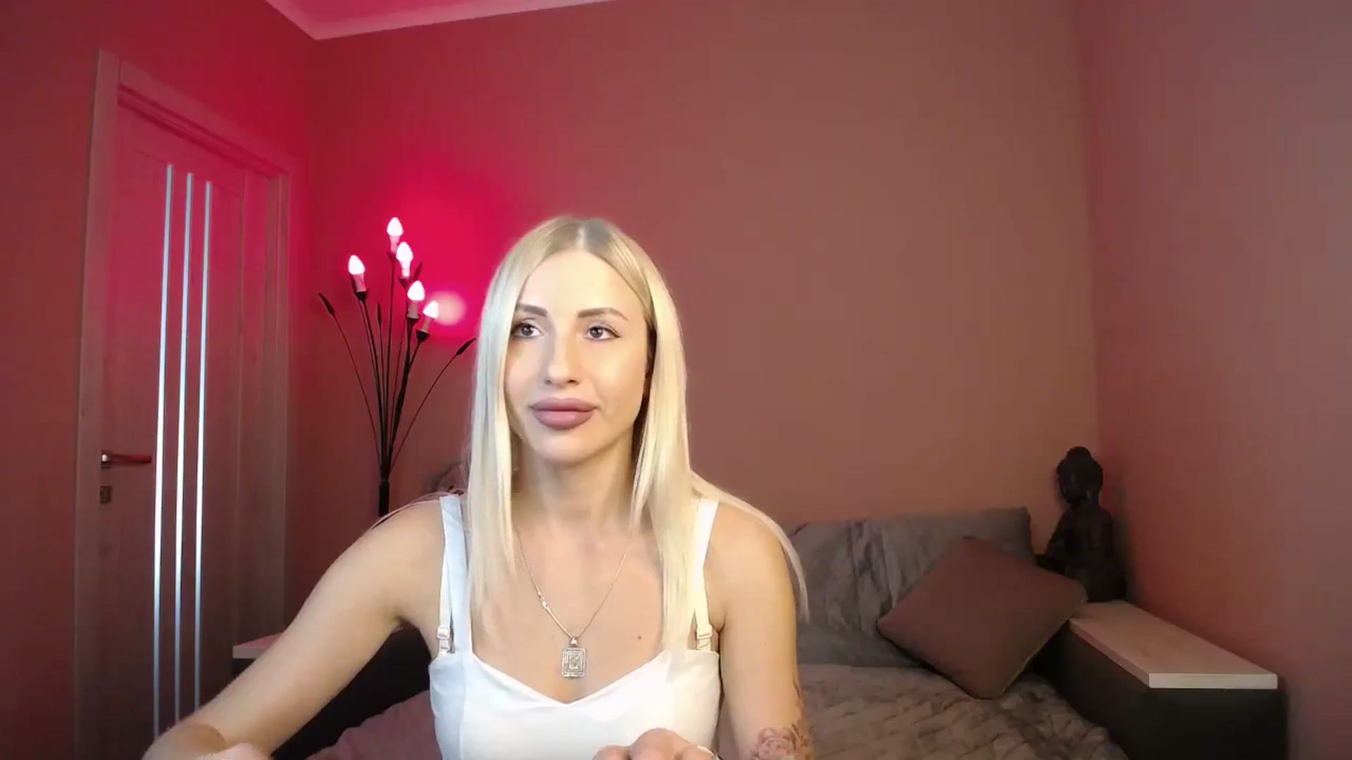 Gallery image thumbnail from KimKalash's myfreecams stream on, 07/29/2023, 09:08 image 4 of 20