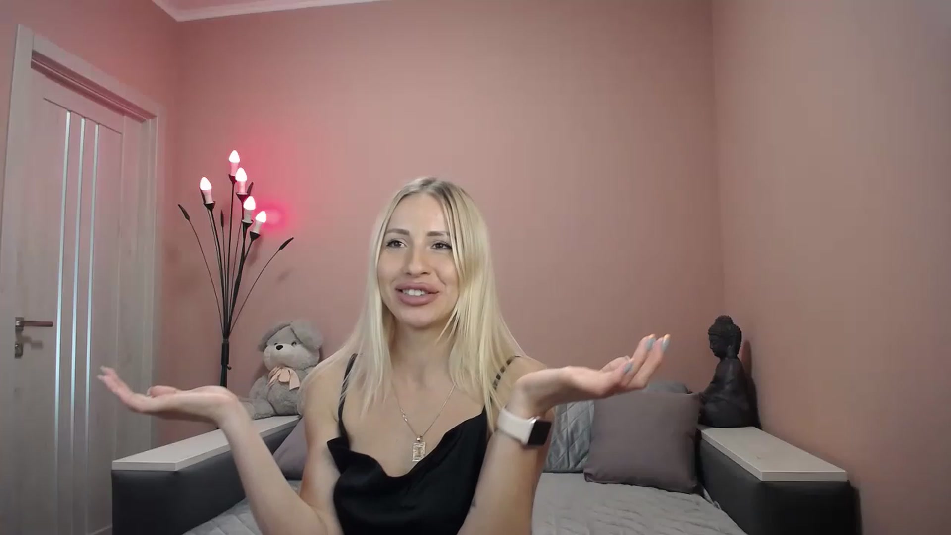 Gallery image thumbnail from KimKalash's myfreecams stream on, 08/11/2023, 10:09 image 6 of 20
