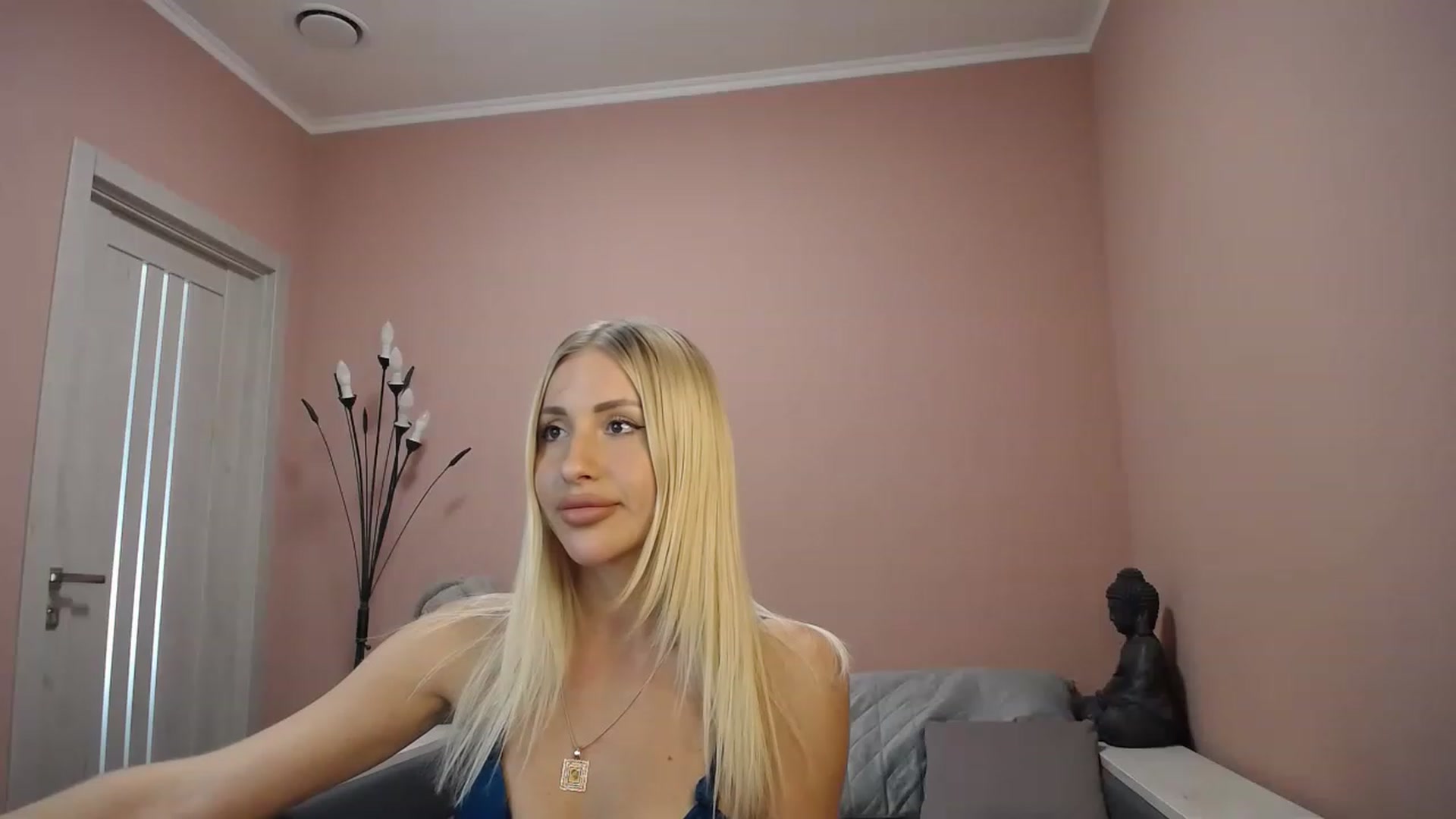 Gallery image thumbnail from KimKalash's myfreecams stream on, 08/18/2023, 11:57 image 19 of 20