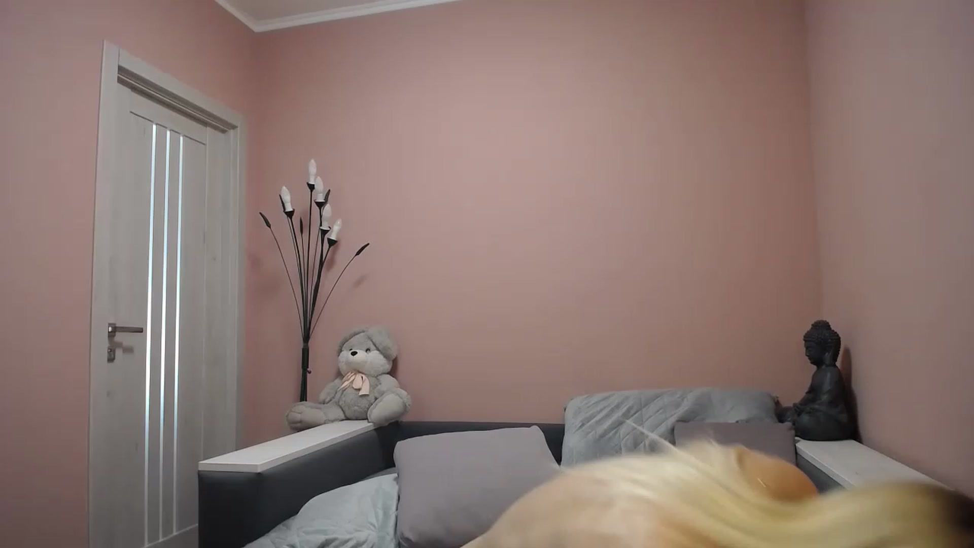 Gallery image thumbnail from KimKalash's myfreecams stream on, 08/18/2023, 11:57 image 6 of 20