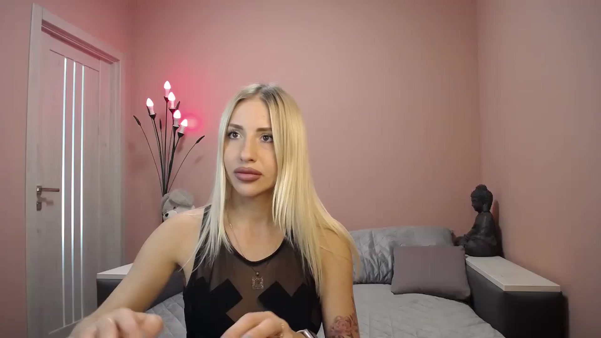 Gallery image thumbnail from KimKalash's myfreecams stream on, 08/19/2023, 08:49 image 19 of 20