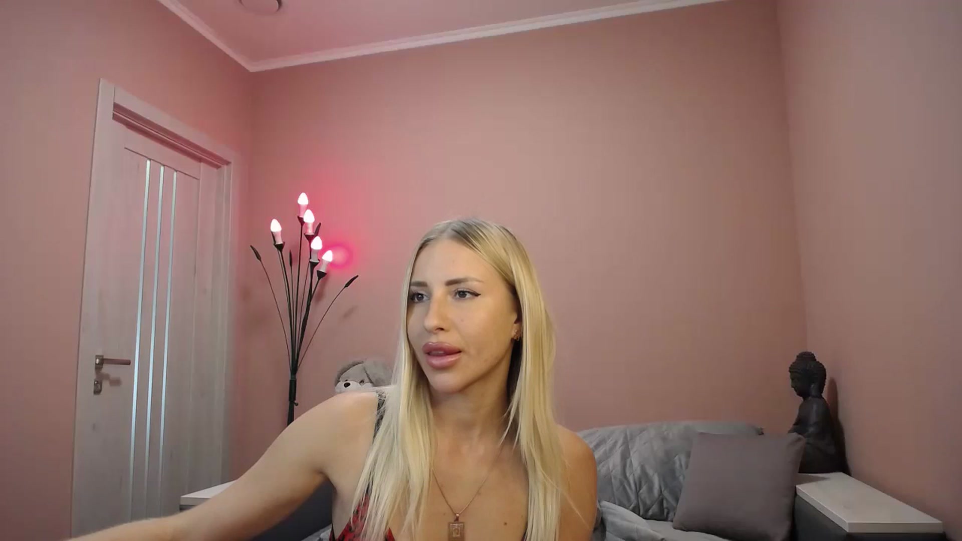 Gallery image thumbnail from KimKalash's myfreecams stream on, 08/27/2023, 13:02 image 2 of 20