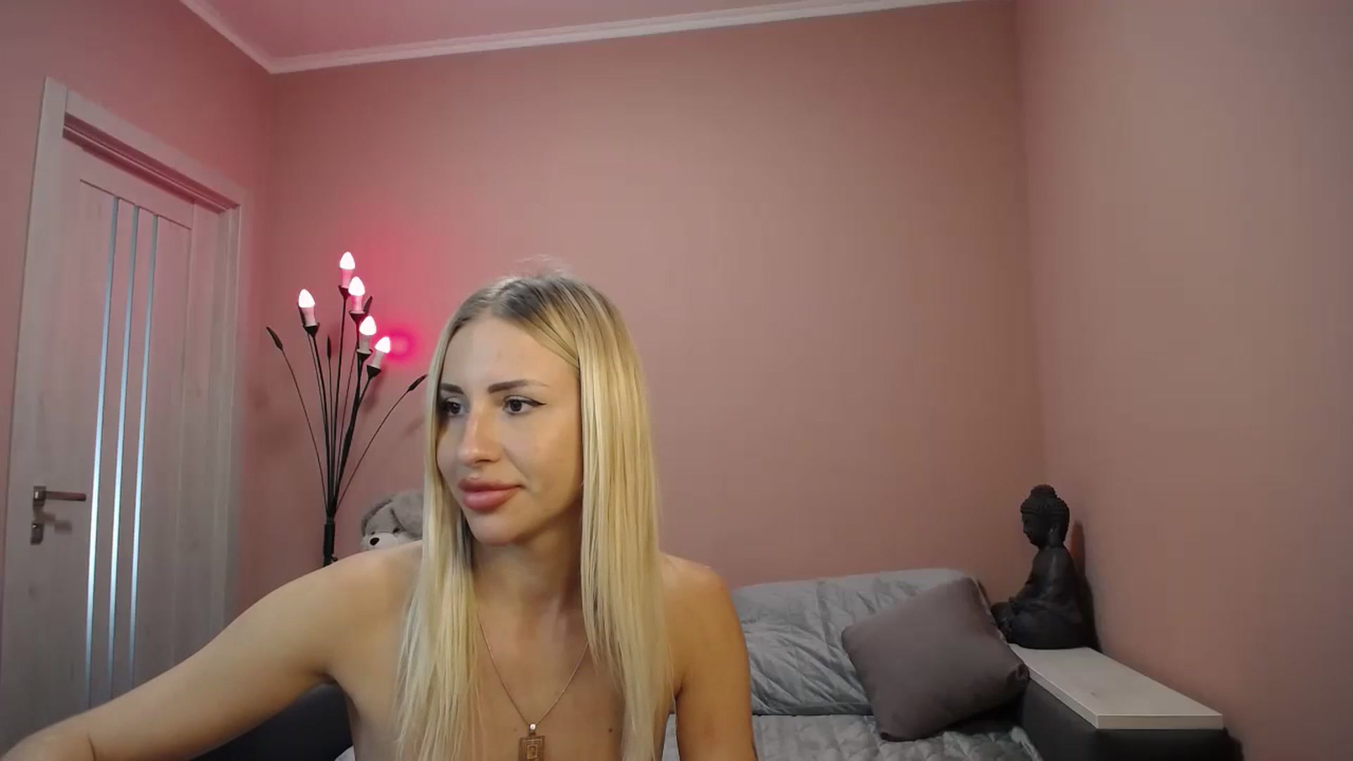 Gallery image thumbnail from KimKalash's myfreecams stream on, 09/05/2023, 10:08 image 16 of 20
