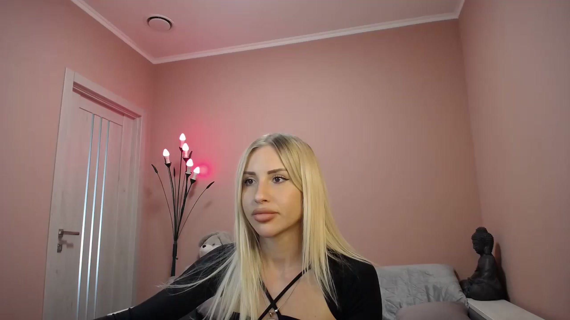 Gallery image thumbnail from KimKalash's myfreecams stream on, 09/11/2023, 09:03 image 16 of 20