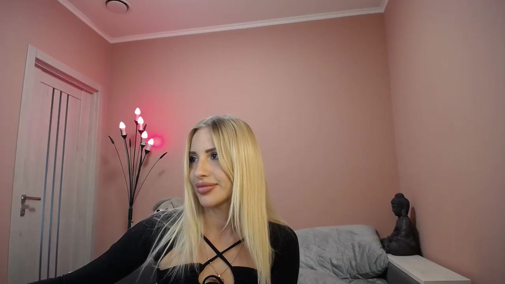 Gallery image thumbnail from KimKalash's myfreecams stream on, 09/11/2023, 11:41 image 5 of 20