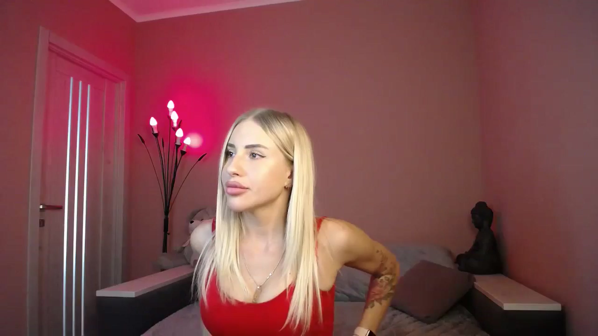 Gallery image thumbnail from KimKalash's myfreecams stream on, 09/12/2023, 09:33 image 3 of 20