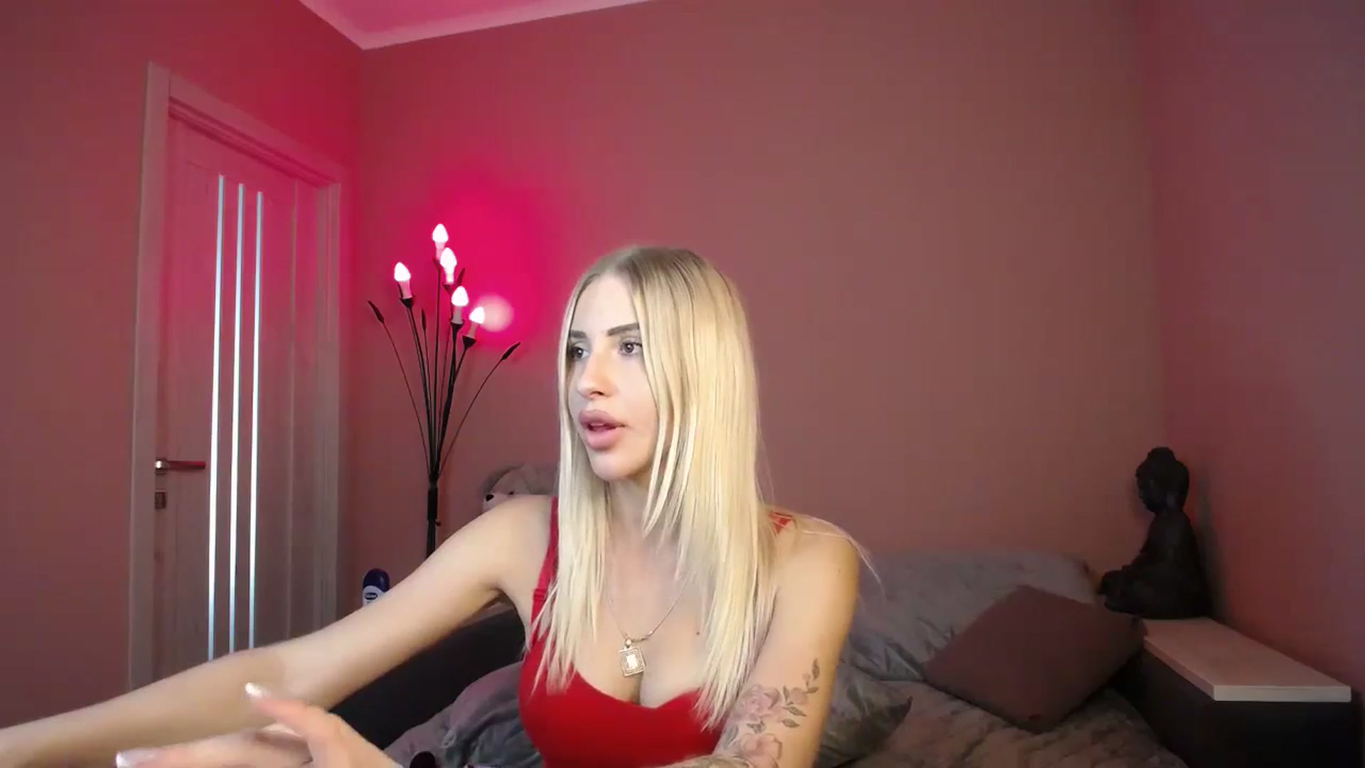 Gallery image thumbnail from KimKalash's myfreecams stream on, 09/12/2023, 09:33 image 11 of 20