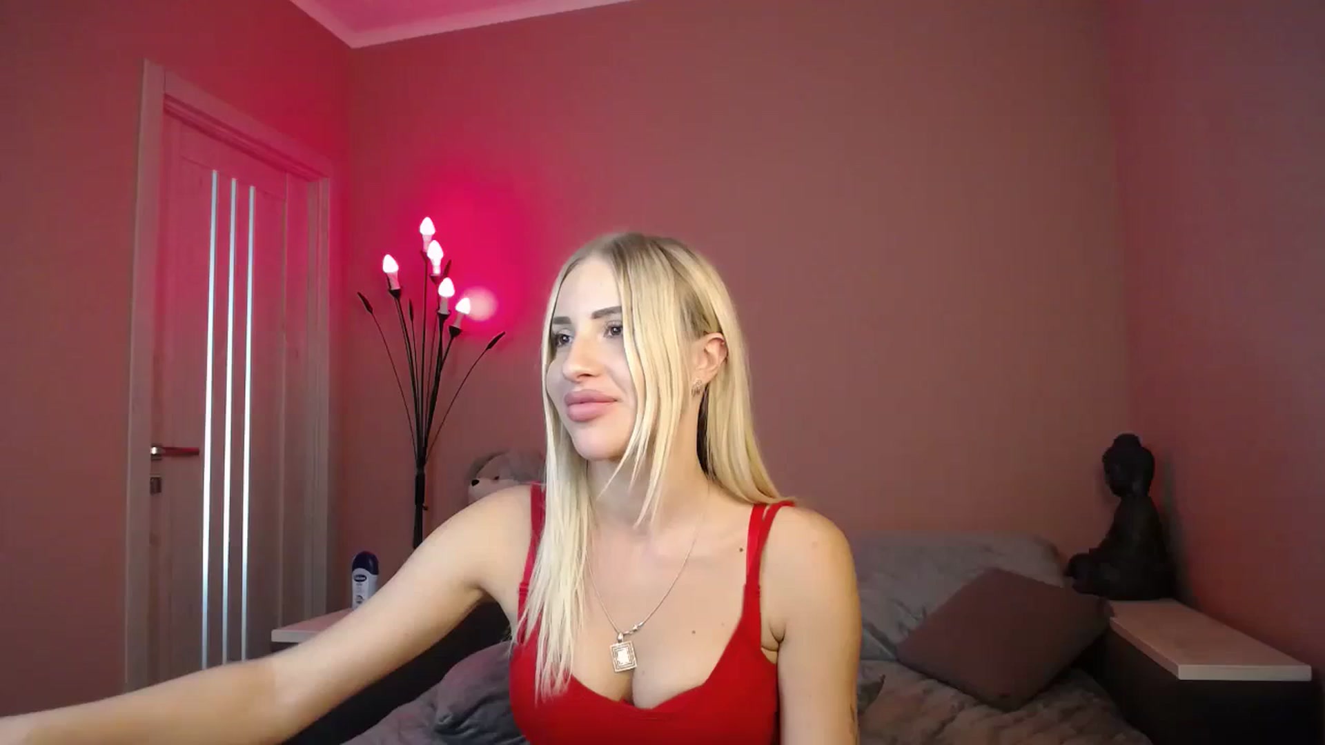 Gallery image thumbnail from KimKalash's myfreecams stream on, 09/12/2023, 09:33 image 10 of 20