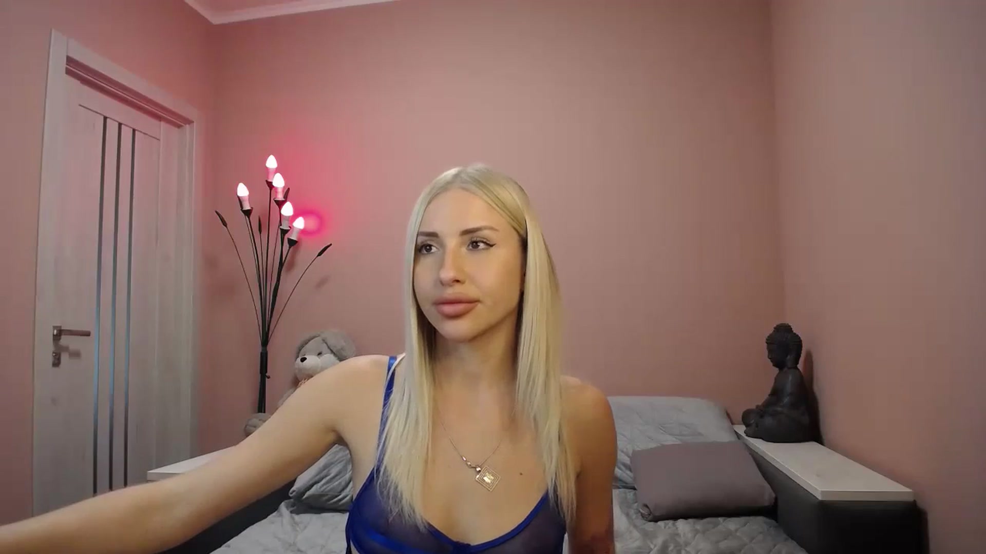 Gallery image thumbnail from KimKalash's myfreecams stream on, 09/20/2023, 12:26 image 20 of 20