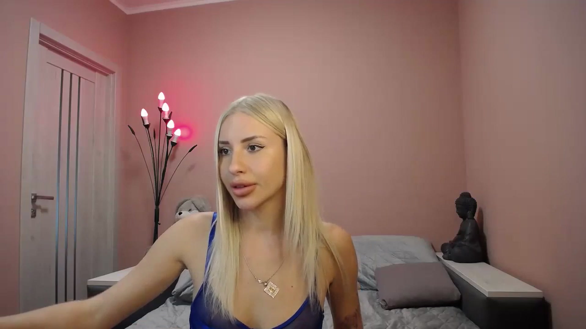 Gallery image thumbnail from KimKalash's myfreecams stream on, 09/20/2023, 12:26 image 17 of 20