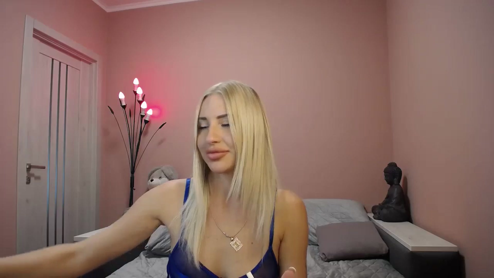 Gallery image thumbnail from KimKalash's myfreecams stream on, 09/20/2023, 12:26 image 4 of 20