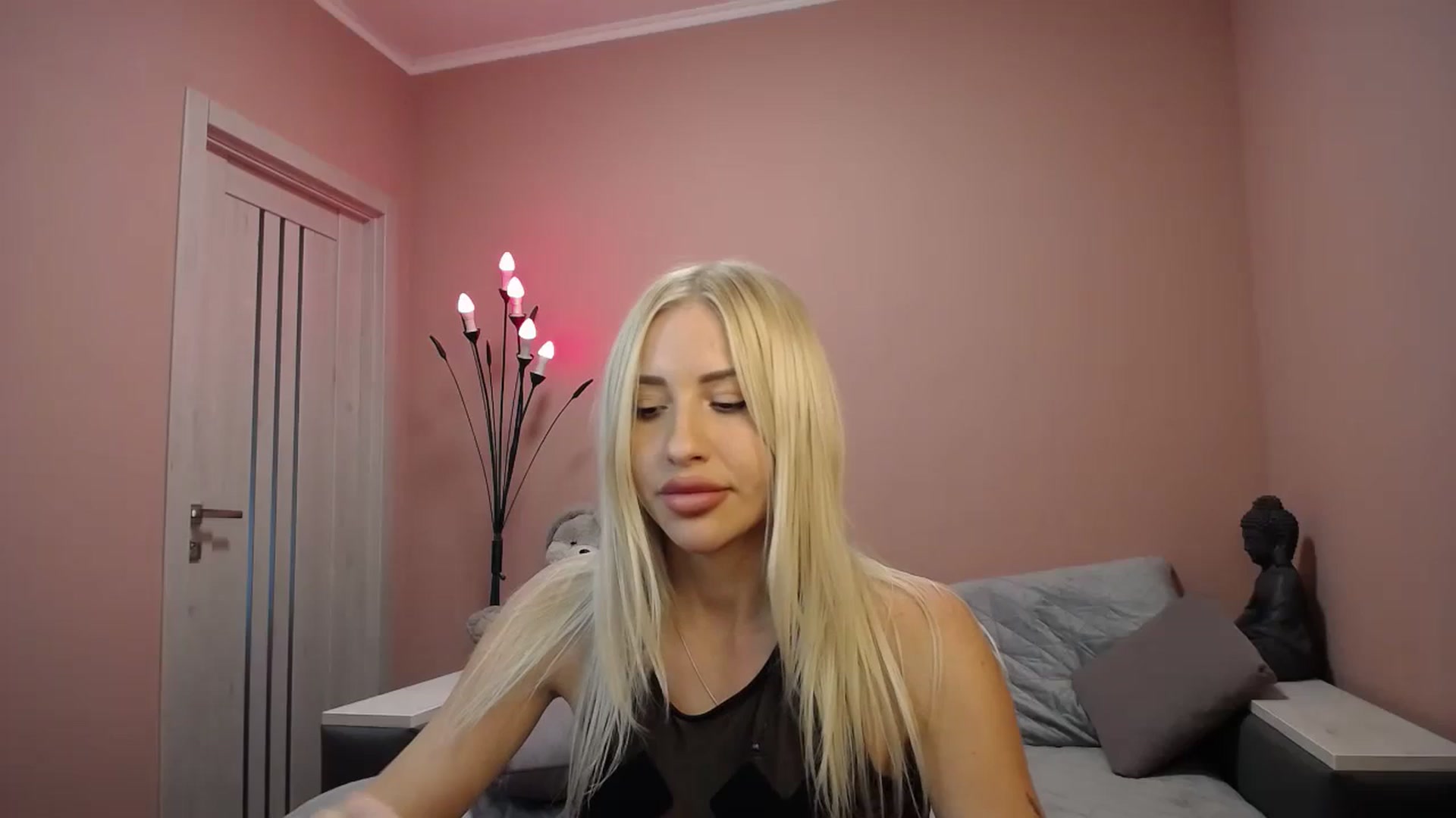 Gallery image thumbnail from KimKalash's myfreecams stream on, 09/23/2023, 11:36 image 19 of 20