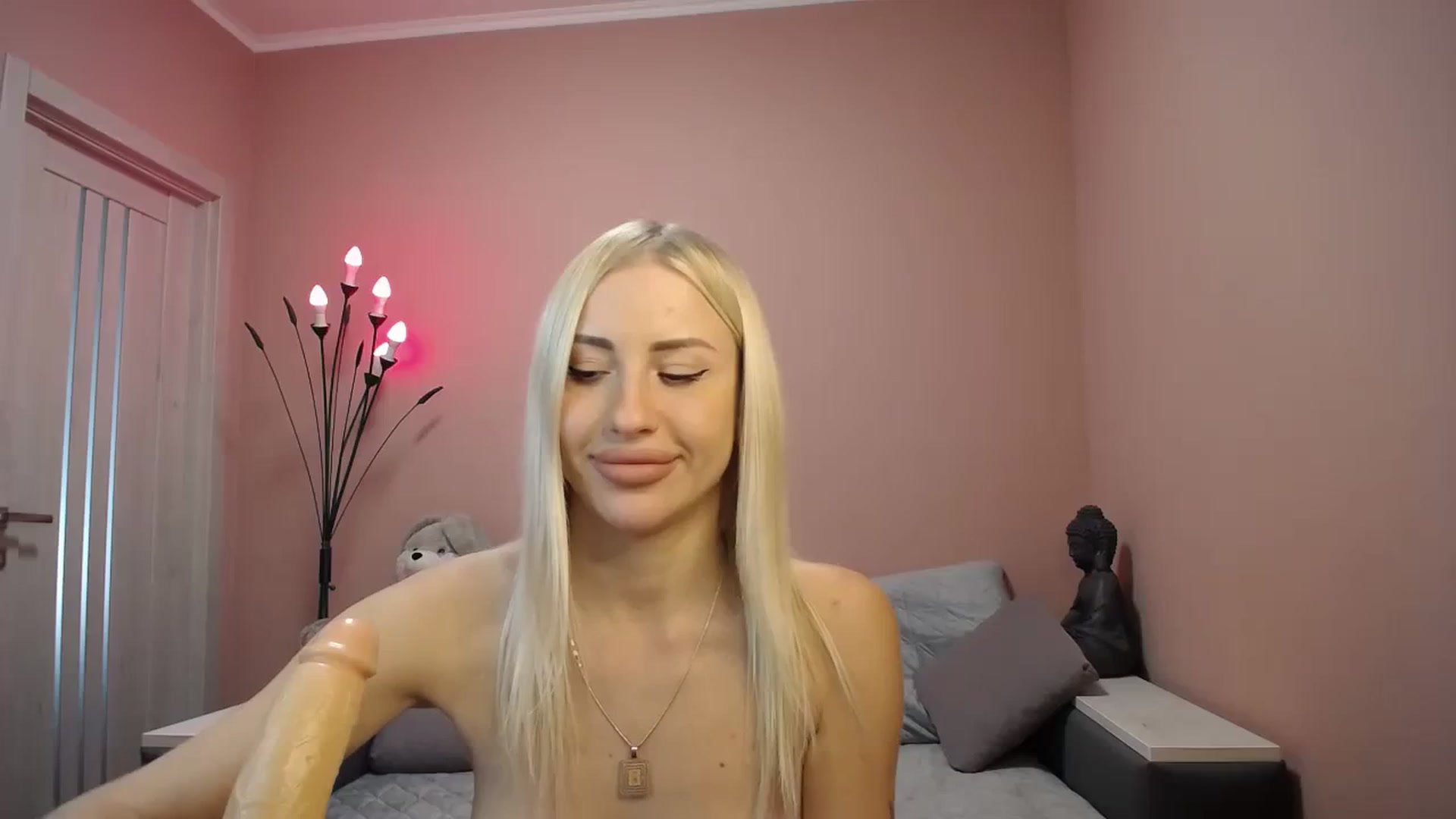 Gallery image thumbnail from KimKalash's myfreecams stream on, 09/26/2023, 09:57 image 1 of 20