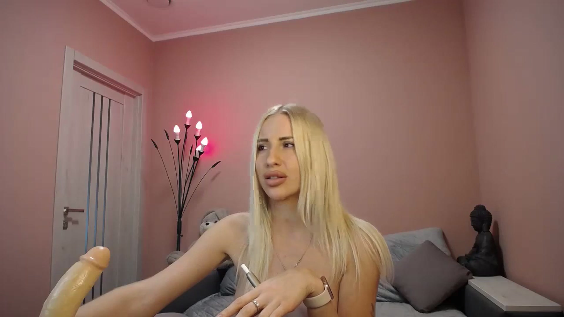 Gallery image thumbnail from KimKalash's myfreecams stream on, 09/29/2023, 11:35 image 15 of 20