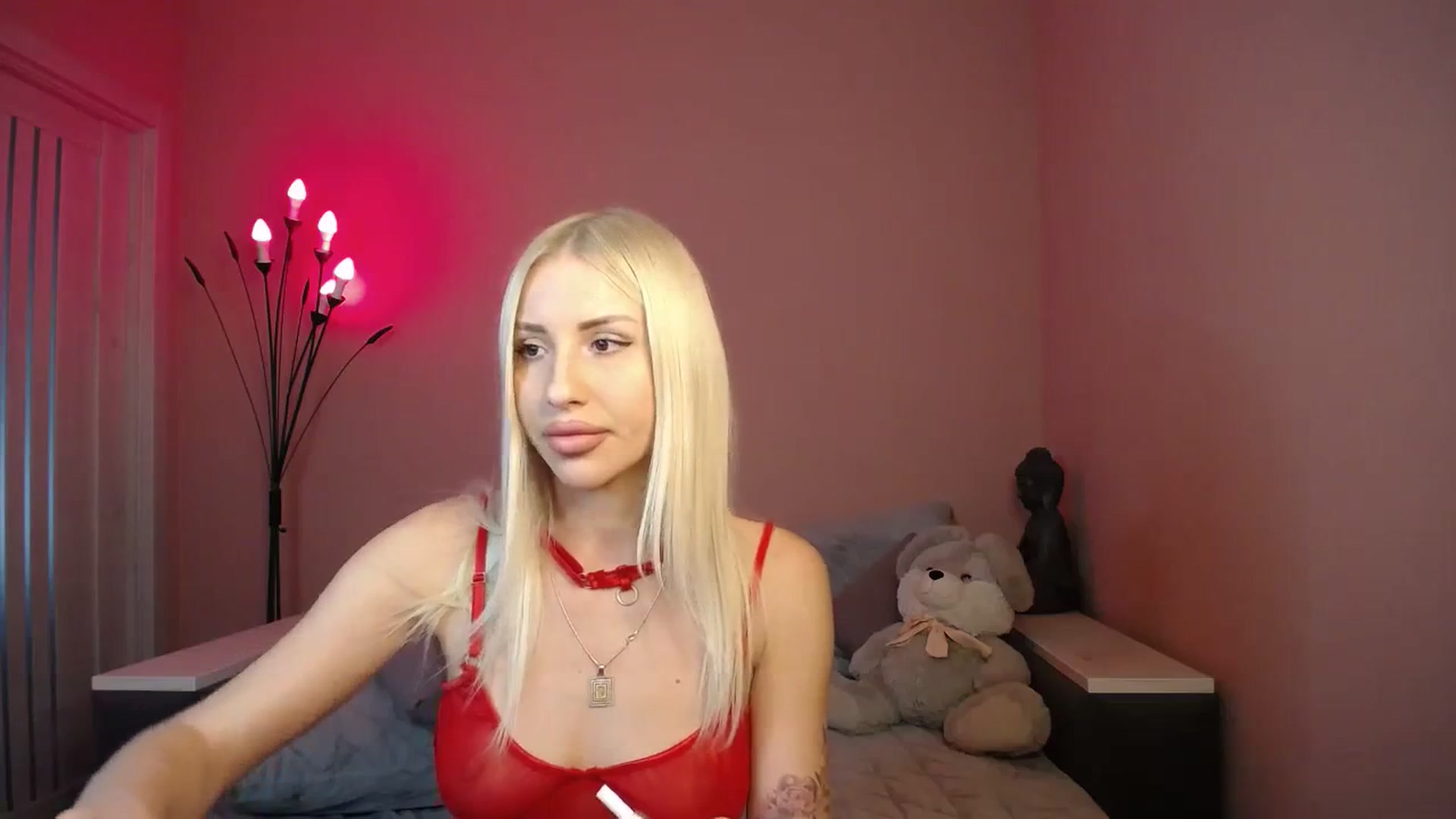 Gallery image thumbnail from KimKalash's myfreecams stream on, 10/02/2023, 12:17 image 20 of 20