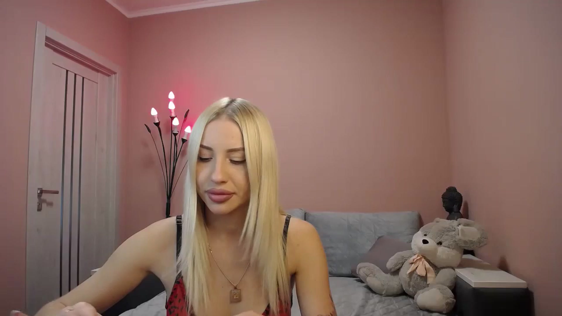 Gallery image thumbnail from KimKalash's myfreecams stream on, 10/10/2023, 08:44 image 2 of 20