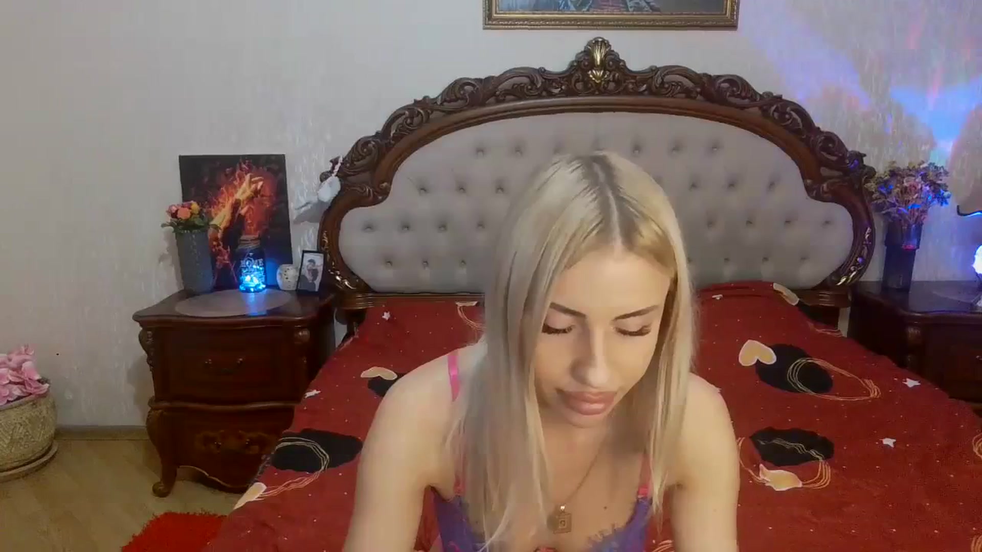 Gallery image thumbnail from KimKalash's myfreecams stream on, 10/21/2023, 17:03 image 3 of 20