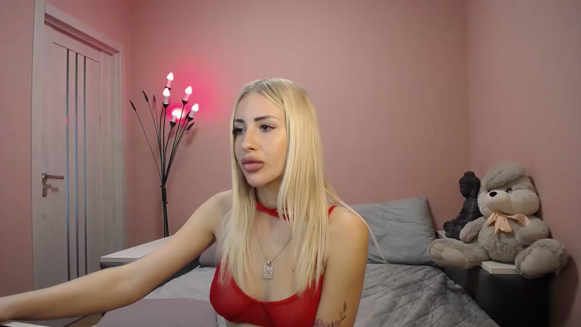 Gallery image thumbnail from KimKalash's myfreecams stream on, 10/22/2023, 09:10 image 20 of 20