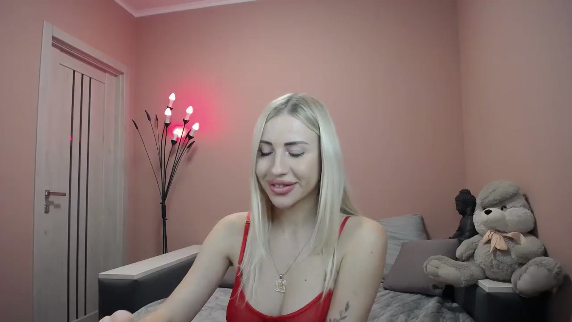Gallery image thumbnail from KimKalash's myfreecams stream on, 11/01/2023, 09:56 image 12 of 20