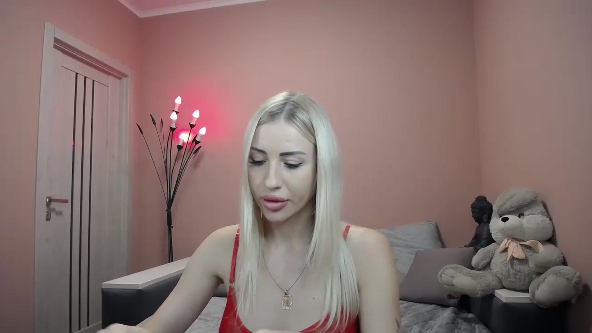 Gallery image thumbnail from KimKalash's myfreecams stream on, 11/01/2023, 09:56 image 16 of 20