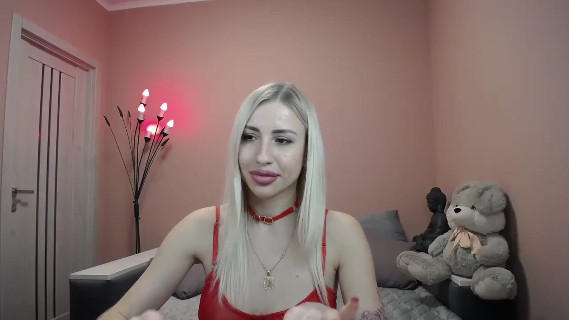 Gallery image thumbnail from KimKalash's myfreecams stream on, 11/22/2023, 09:51 image 8 of 20