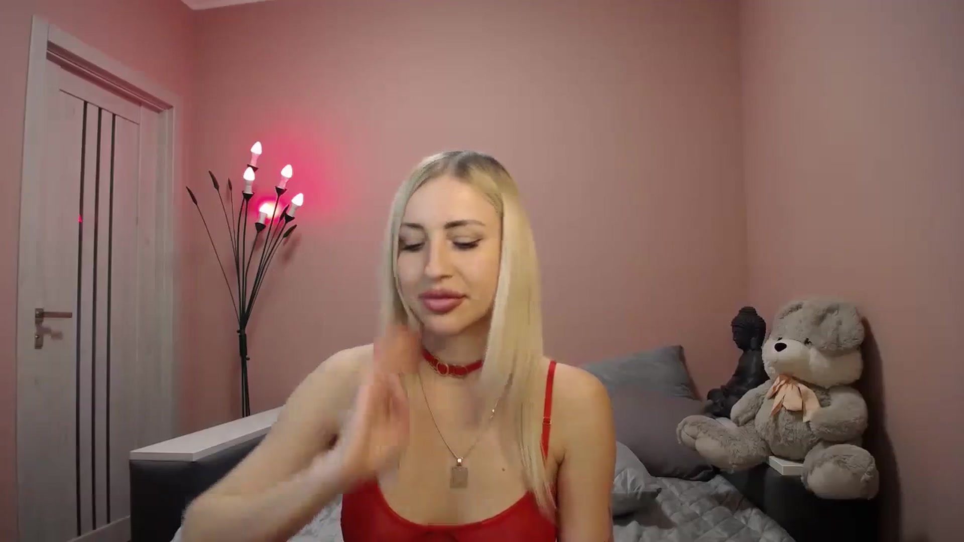 Gallery image thumbnail from KimKalash's myfreecams stream on, 11/22/2023, 11:34 image 11 of 20