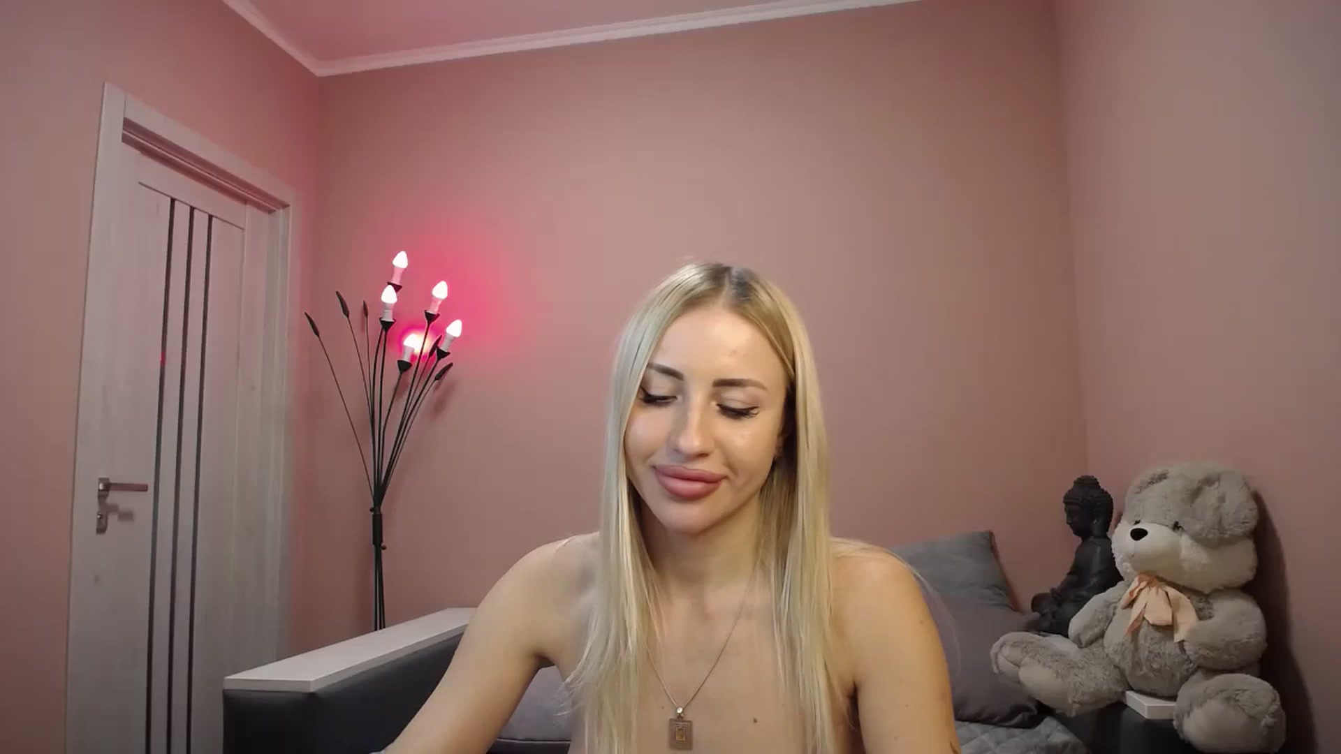 Gallery image thumbnail from KimKalash's myfreecams stream on, 11/24/2023, 11:28 image 14 of 20