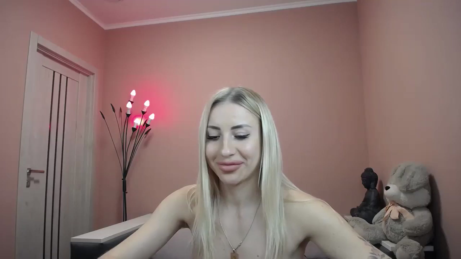 Gallery image thumbnail from KimKalash's myfreecams stream on, 11/26/2023, 12:59 image 13 of 20
