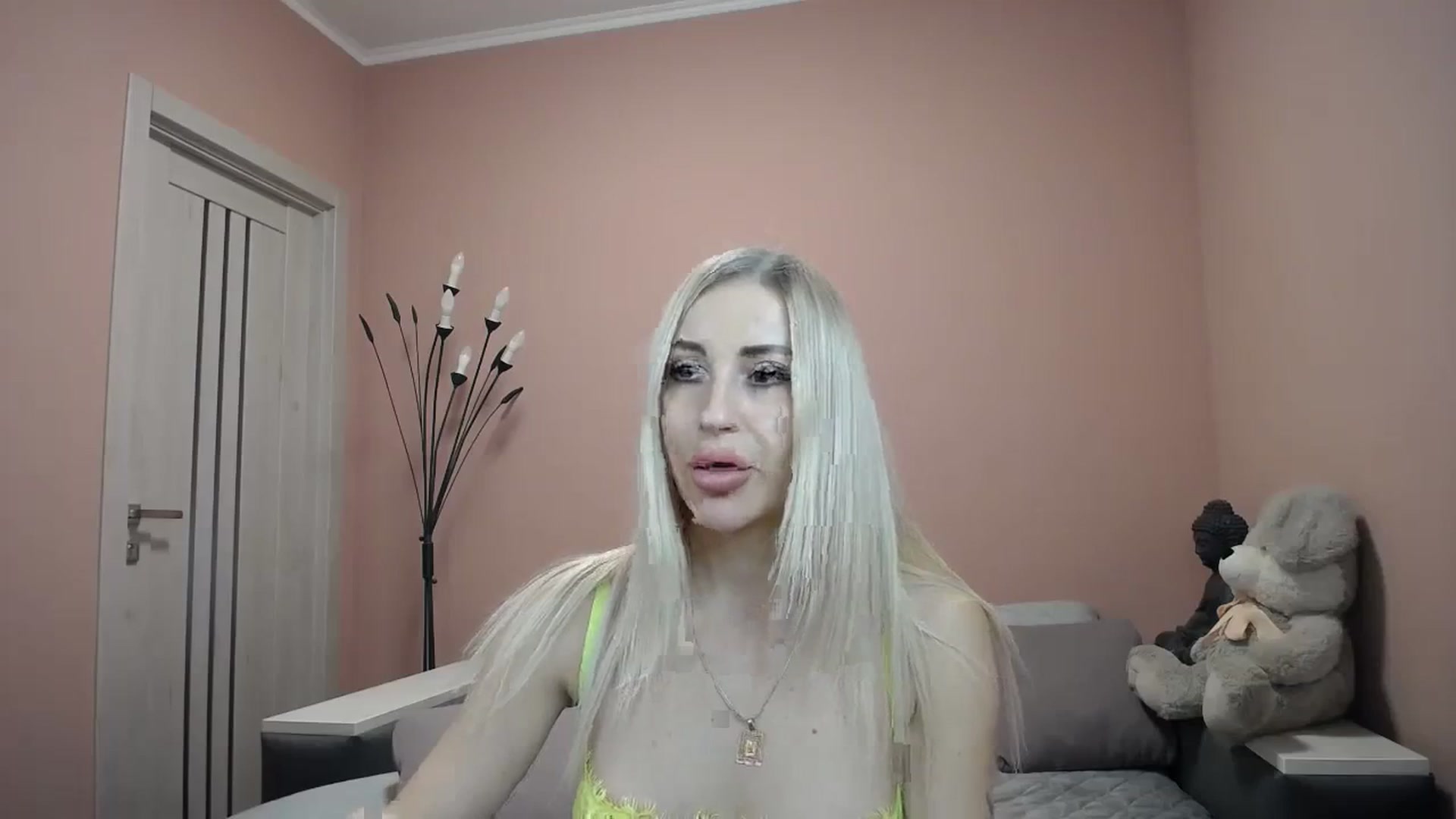 Gallery image thumbnail from KimKalash's myfreecams stream on, 12/06/2023, 09:54 image 20 of 20