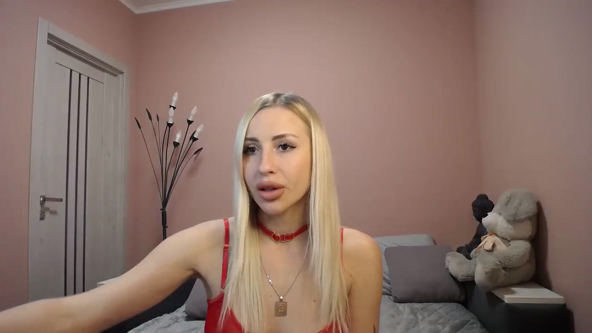 Gallery image thumbnail from KimKalash's myfreecams stream on, 12/09/2023, 12:37 image 9 of 20