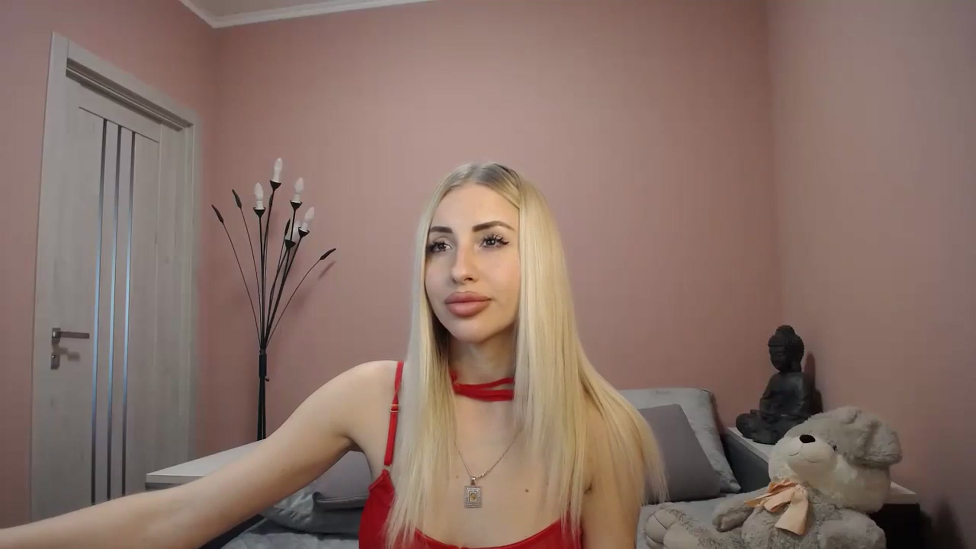 Gallery image thumbnail from KimKalash's myfreecams stream on, 12/20/2023, 11:00 image 4 of 20