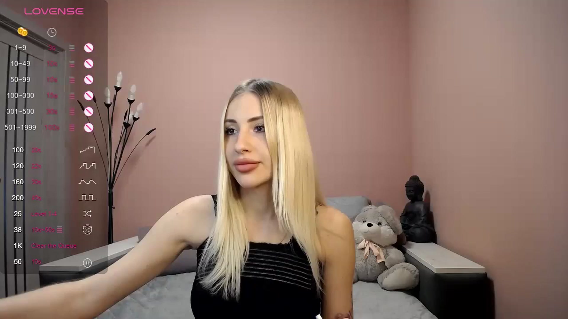 Gallery image thumbnail from KimKalash's myfreecams stream on, 01/09/2024, 09:59 image 7 of 20
