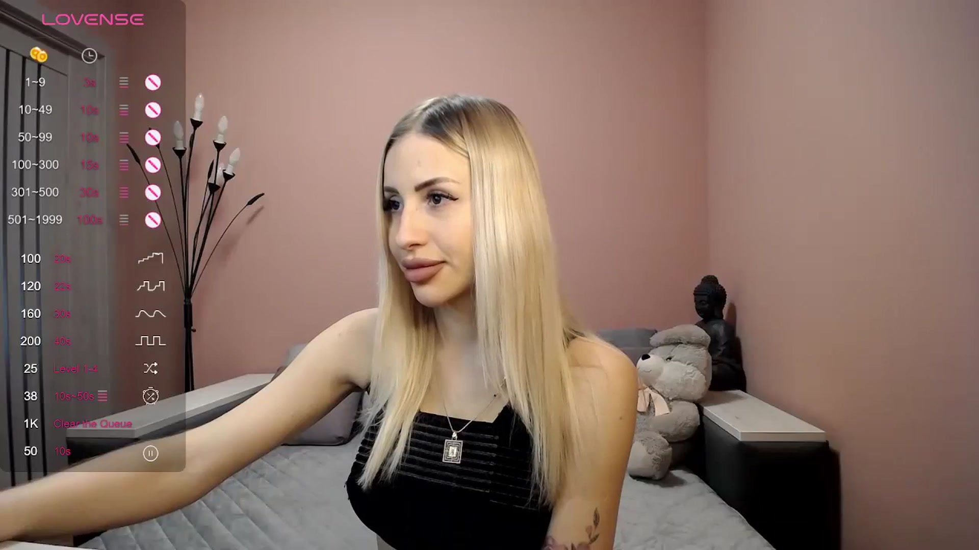 Gallery image thumbnail from KimKalash's myfreecams stream on, 01/15/2024, 09:21 image 17 of 20