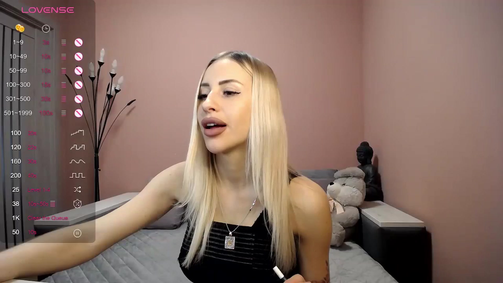 Gallery image thumbnail from KimKalash's myfreecams stream on, 01/15/2024, 09:21 image 18 of 20