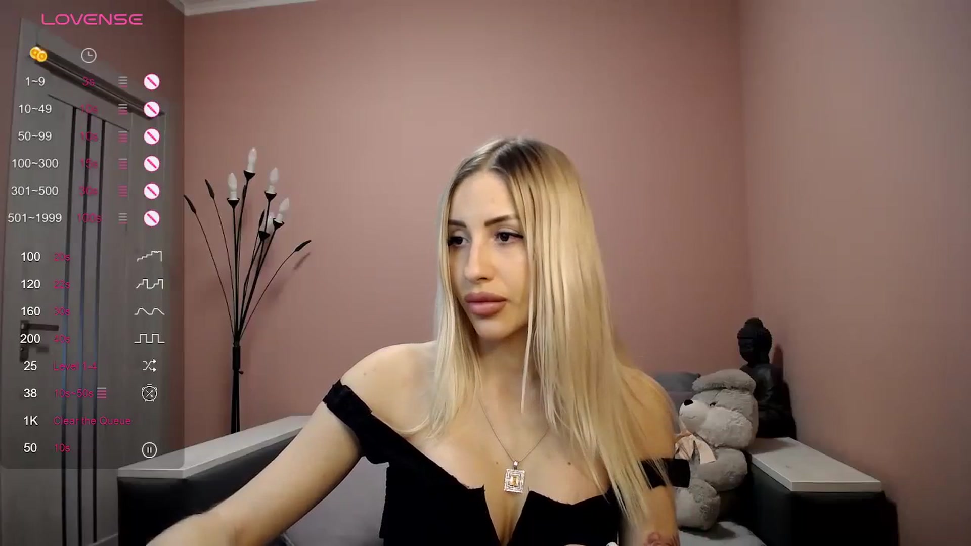Gallery image thumbnail from KimKalash's myfreecams stream on, 01/15/2024, 10:18 image 15 of 20