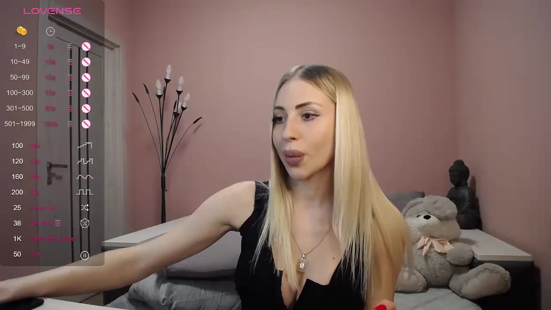 Gallery image thumbnail from KimKalash's myfreecams stream on, 01/23/2024, 12:02 image 1 of 20