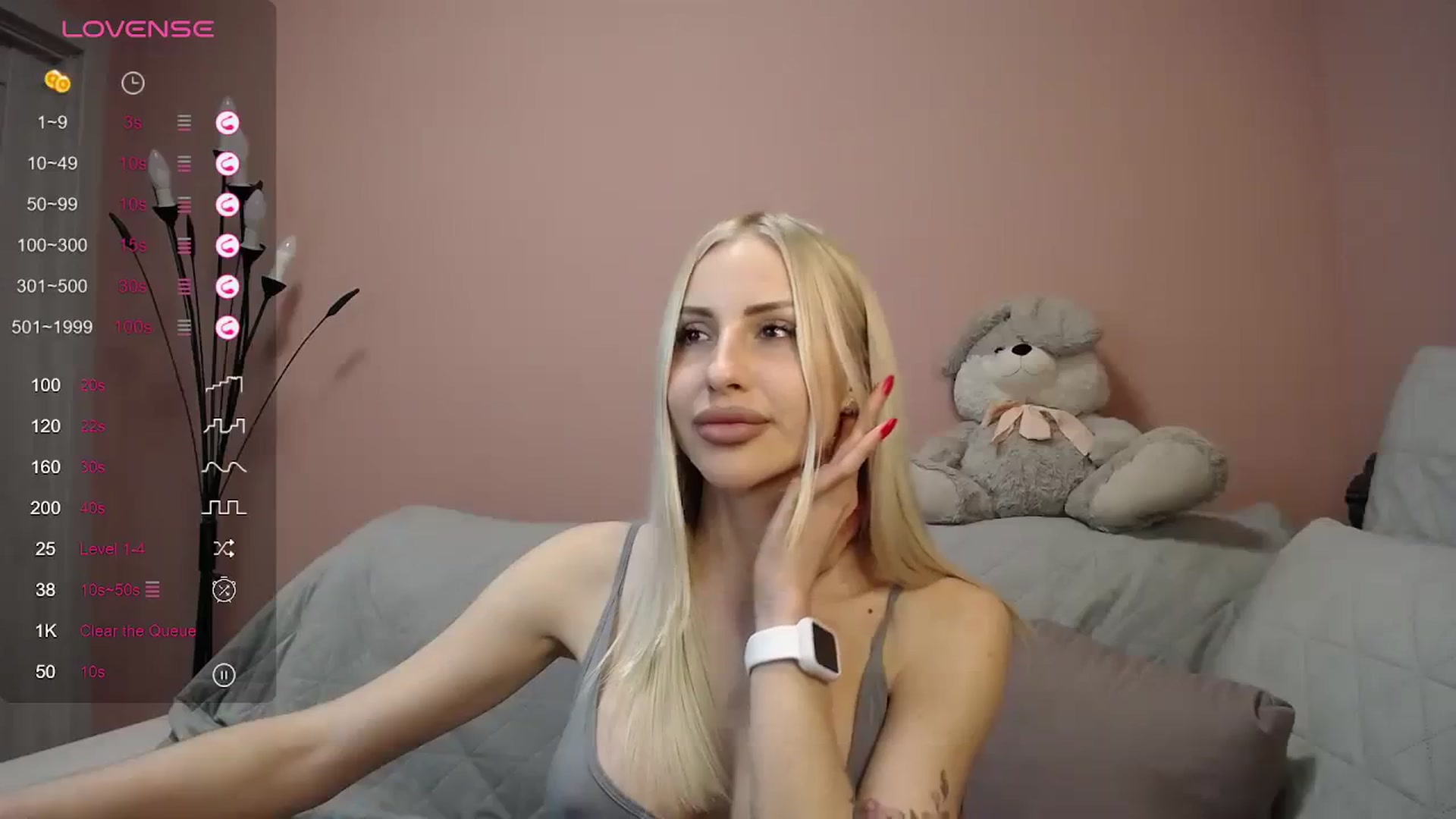 Gallery image thumbnail from KimKalash's myfreecams stream on, 02/13/2024, 10:35 image 7 of 20