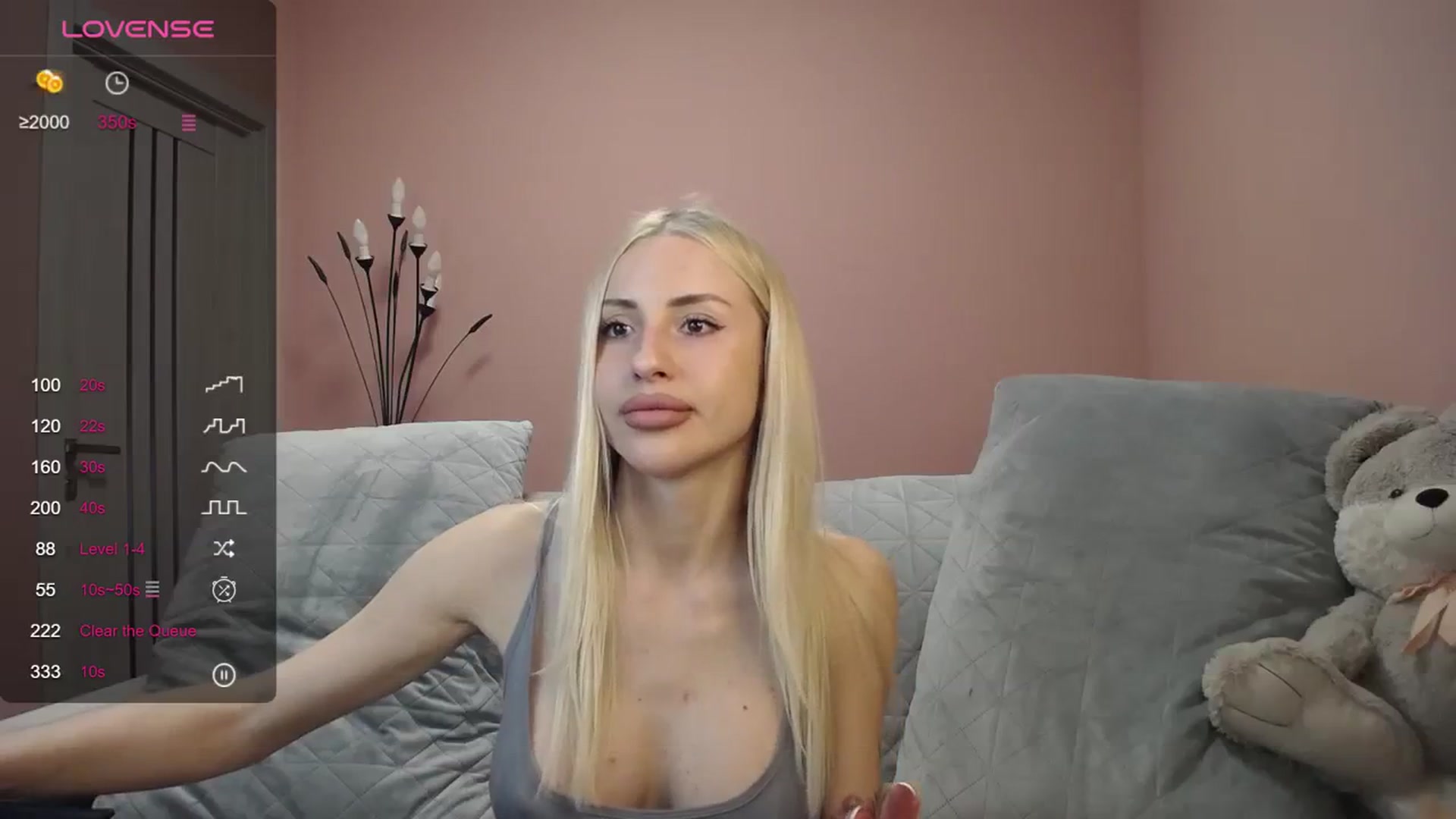 Gallery image thumbnail from KimKalash's myfreecams stream on, 03/05/2024, 10:20 image 11 of 20