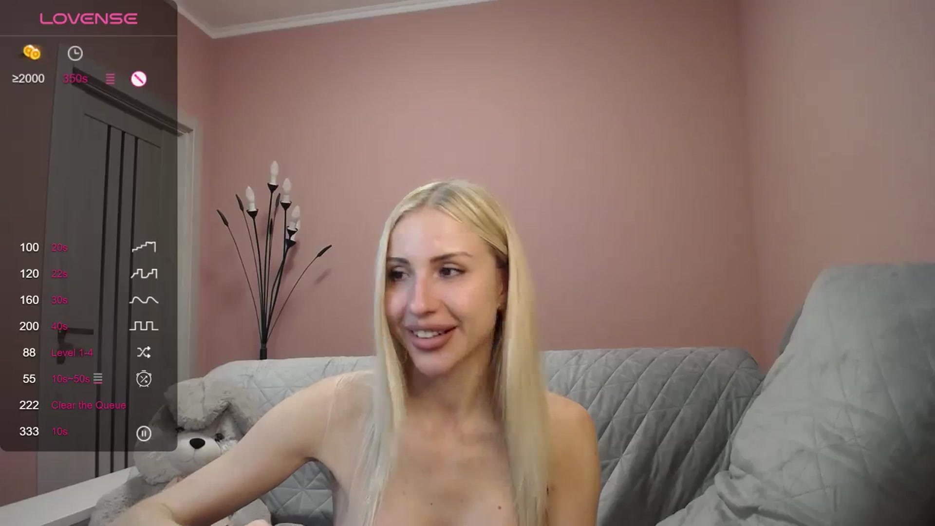 Gallery image thumbnail from KimKalash's myfreecams stream on, 03/13/2024, 13:15 image 20 of 20