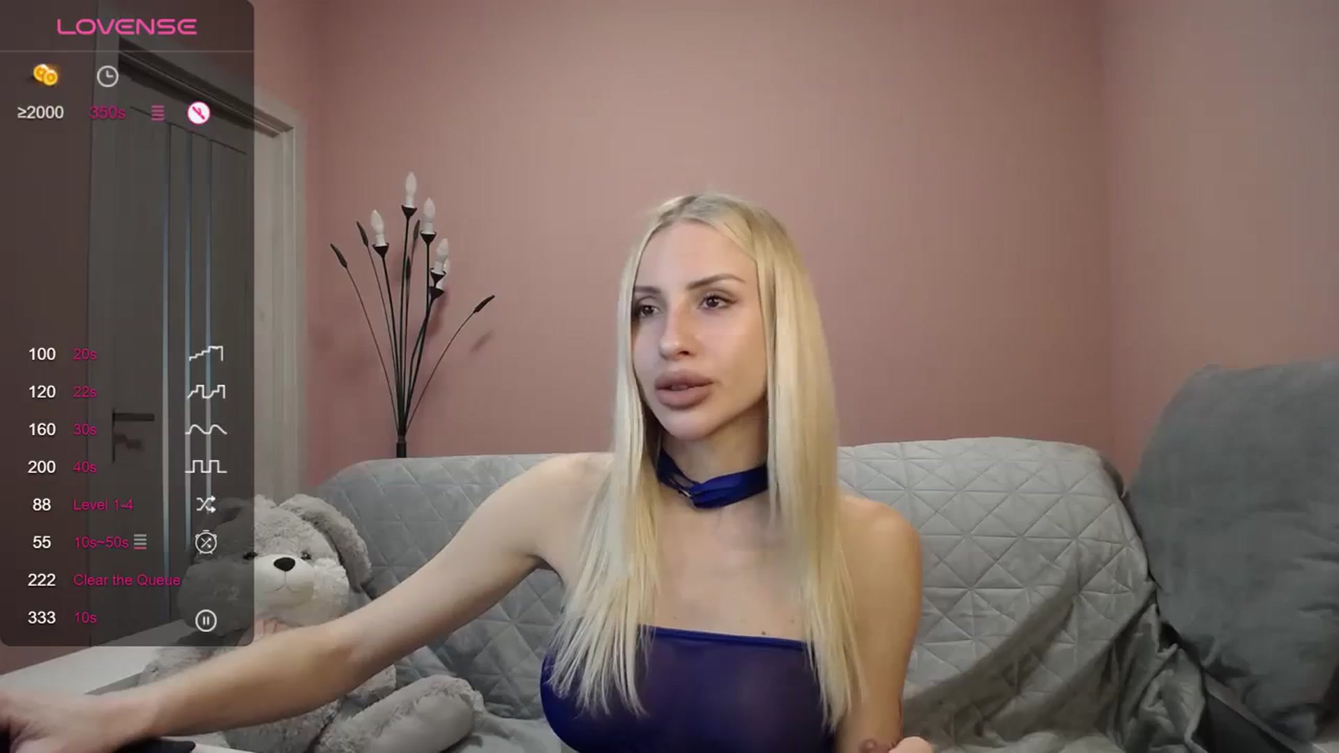 Gallery image thumbnail from KimKalash's myfreecams stream on, 03/18/2024, 09:31 image 18 of 20